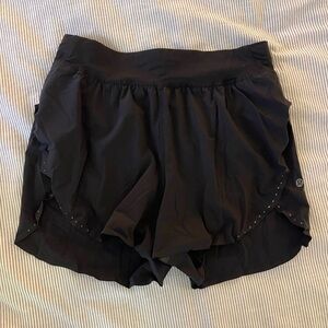 Lululemon Fast and Free Split Shorts Size 6